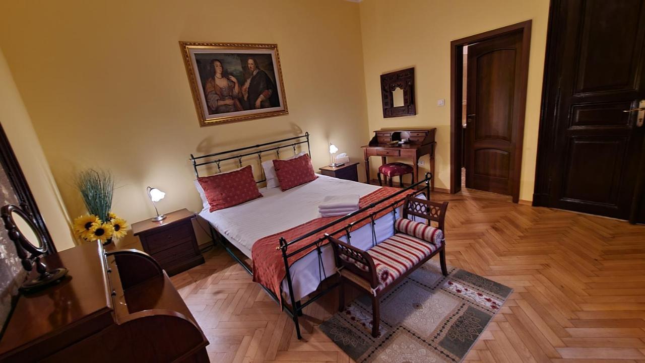 Casa Republicii 3* Brașov