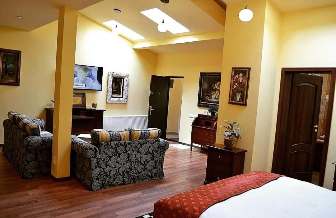 Casa Republicii Gasthof 3*
