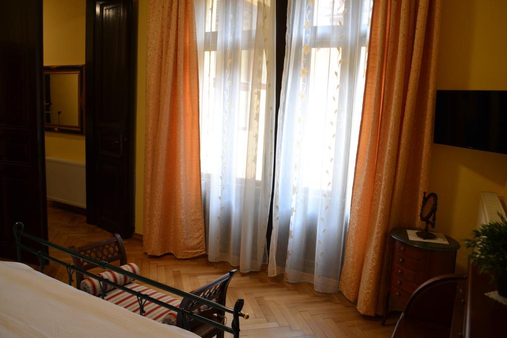 Casa Republicii Gasthof 3*